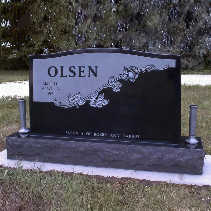 Black-and-White Confer Rose-Pattern Marmor Sepulchrum