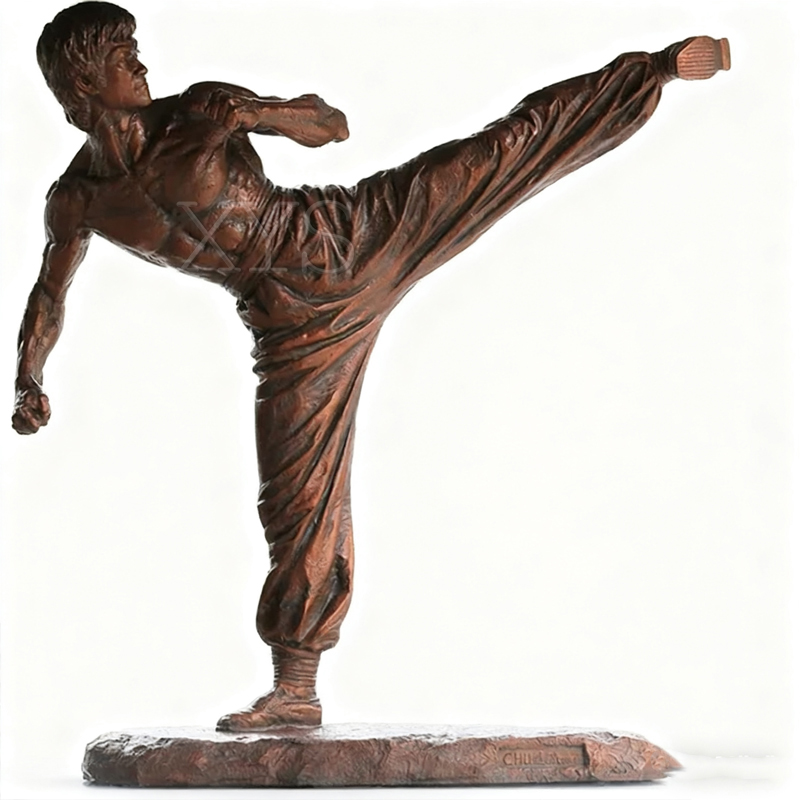 Aeneis Vita-Size Bruce Lee Martial Arts Sculpturae - Outdoor Display