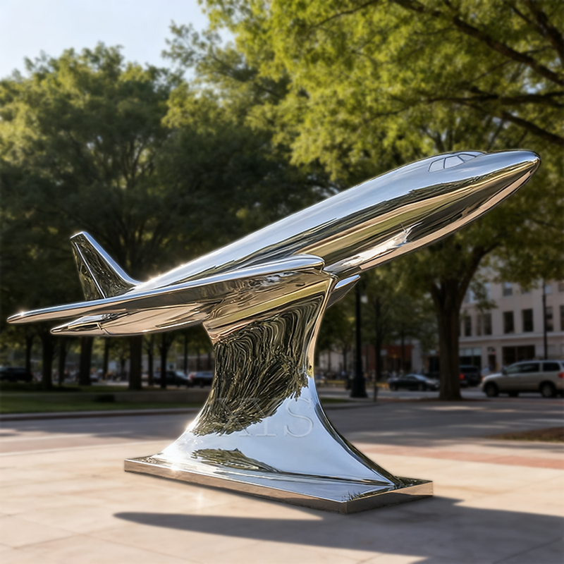 Skyward Speculum elit Sculpture